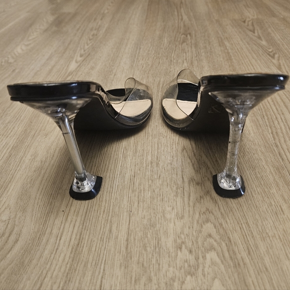 prettylittlething Black PU Clear Heeled Mules - Picture 4 of 10